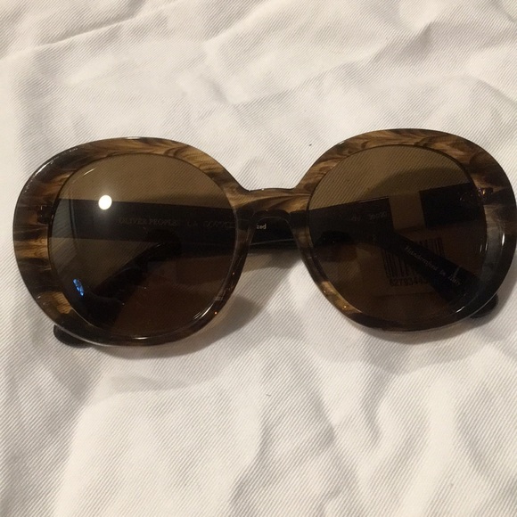 OLIVER PEOPLES Sunglasses